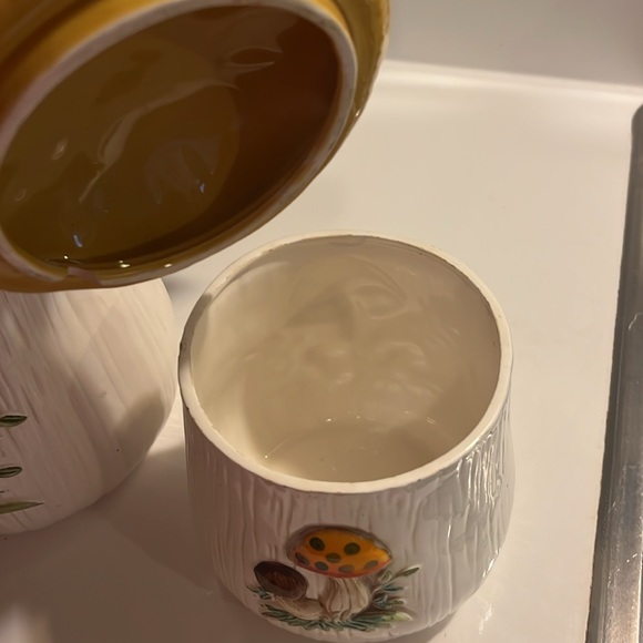 🍄🍄‍🟫🍄Sears and roebuck mushroom vintage canisters 1978 great condition - Picture 4 of 5